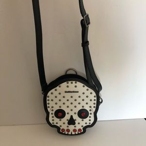 dr martens skull bag